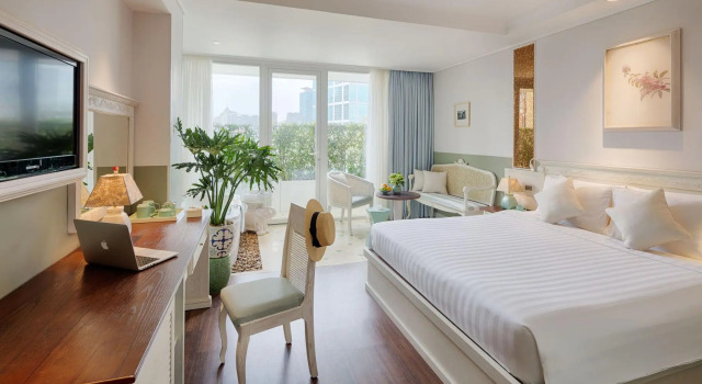 Двухместный Bonnard полулюкс Au Lac Charner Hotel
