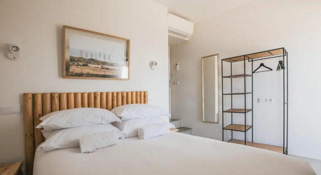 MUTE Hostel Porto Covo, Забронировать Хостел Недорогие отели Порту-Кову, недорого