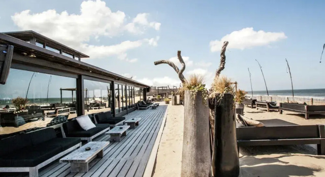 Коттедж Modern Lodge With 2 Bathrooms, Near the Beach