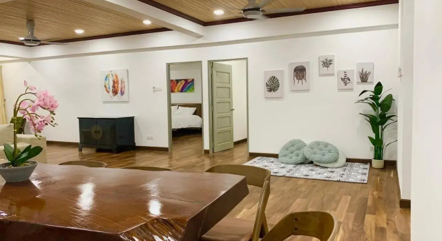 The Venus - Spacious Wooden TOP Floor Apartment, Rezerwuj Apartament Apartamenty w Sitiawan, Apartament