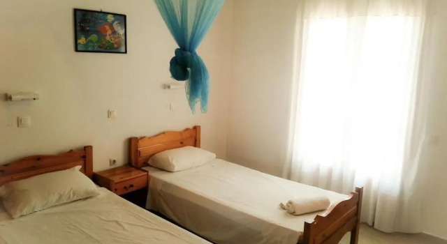 Апартаменты Standard Feakes Apartments