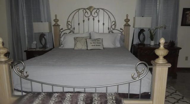 Люкс Deluxe The Whispering Pines Inn