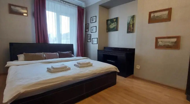 Апартаменты Deluxe Opera View Apartment !!! Chornovola Avenue 1
