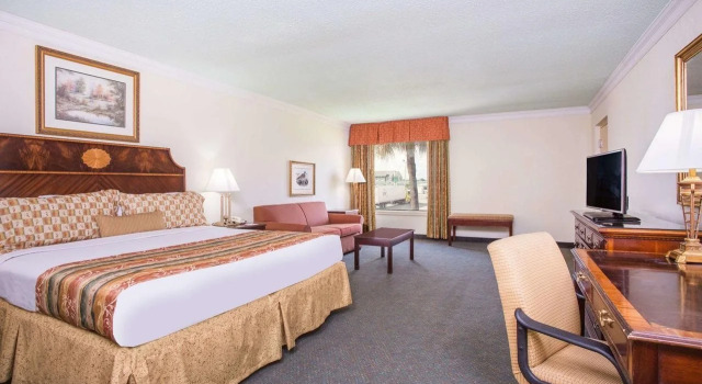 Suburban Studios, Boek Hotel Cordele Georgia
