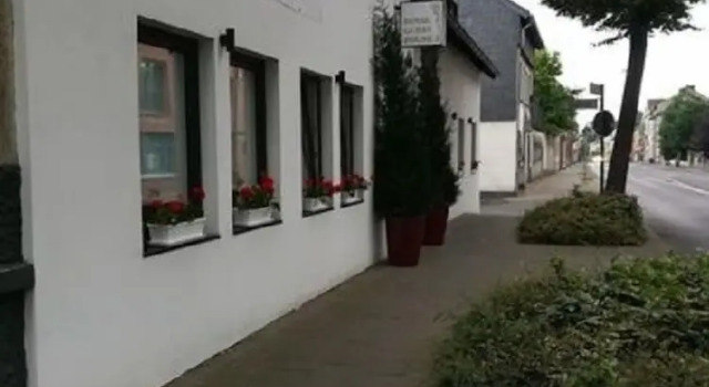 Royal Guest House II, Забронировать Гостевой дом Фирзен Lower Rhine