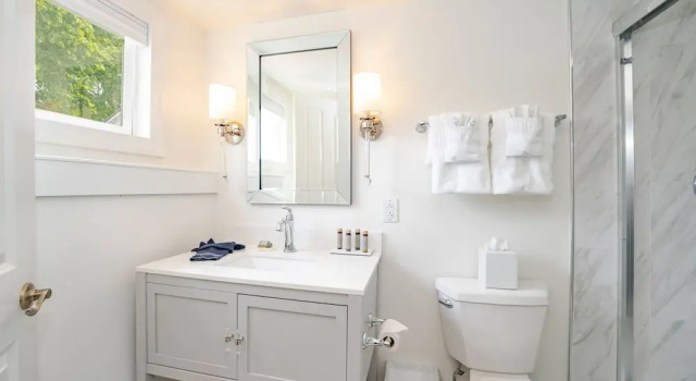 Четырёхместный номер Standard Kent Island Resort