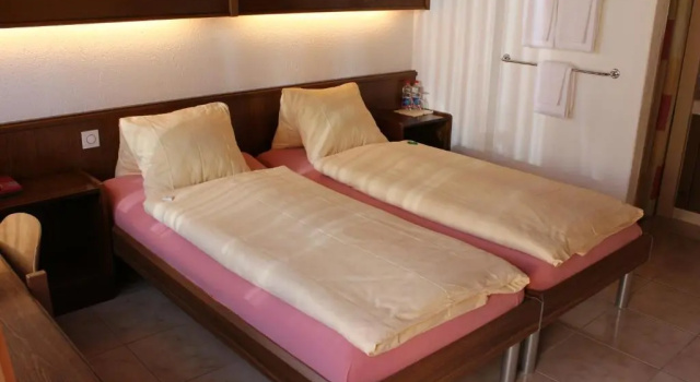 Номер Standard с видом на озеро Hotel Glärnisch Hof