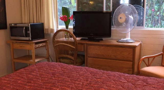 Dolphin Bay Hotel, Забронировать Отель Хило Hawaii Volcano National Park