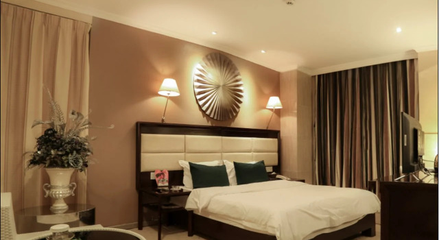 Shenzhen Tourism Trend Hotel