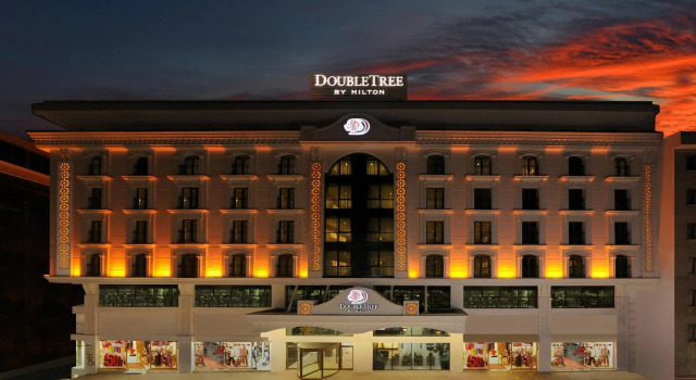 Двухместный номер Standard с балконом Doubletree By Hilton Elazig