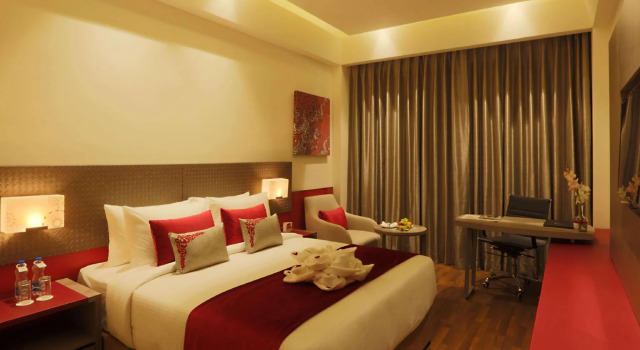 Двухместный номер Standard Ramada by Wyndham Lucknow Hotel and Convention Center