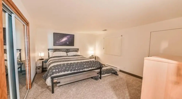 Spacious 3 Br Plaza Unit With Washer/dryer 3 Bedroom Condo - No Cleaning Fee! by RedAwning, Boek Hotel Crested Butte Crested Butte Mountain