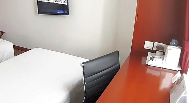 Номер Deluxe PARK HOTEL Cawang - Jakarta