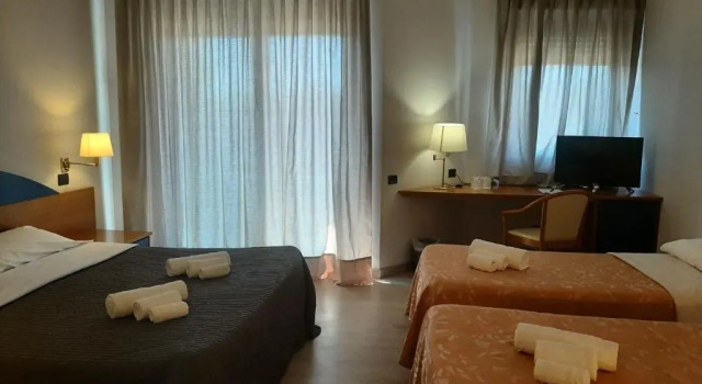 Трёхместный номер Standard Roero Park Hotel