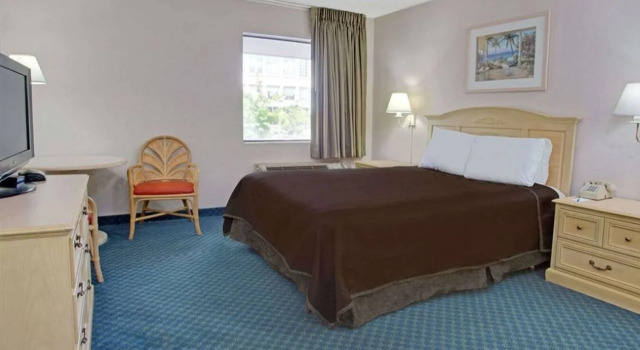 Travelodge - Orlando Downtown