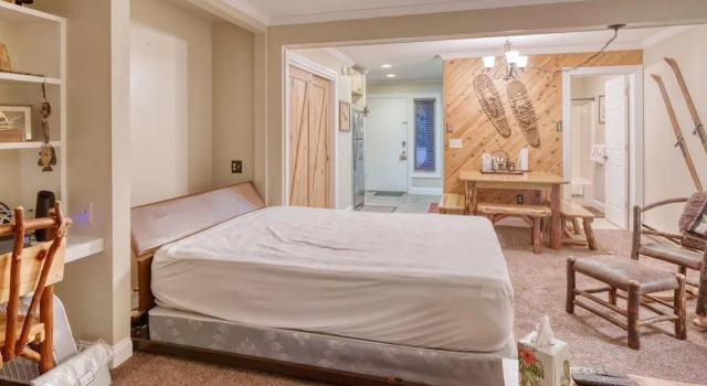 The Bear Den Condo by Redawning