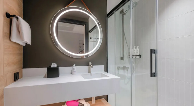 Полулюкс Moxy Budapest Downtown