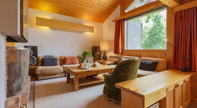Chalet Allières Walk to Grands Montets | Sleeps 10, Забронировать Шале Коттеджи Аржантьер, рядом с Горнолыжный подъемник Жарден д Анфан, Коттедж