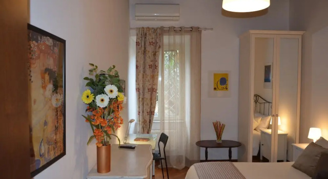 Benedetta B&B Trastevere, Забронировать Отель «постель и завтрак» Отели Рима с завтраком, рядом с Театр Арджентина, Завтраки
