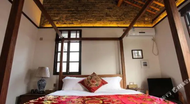 Xiangcun Qizhuang Hotel, Varaa Hotelli Hotellit Suzhou pysäköinnillä, Pysäköinti