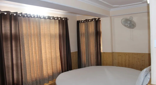 Двухместный номер Standard с красивым видом из окна Hotel Meridian