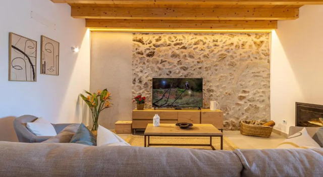 Townhouse bonany By homevillas360, Book Hotel Vilafranca de Bonany Majorca