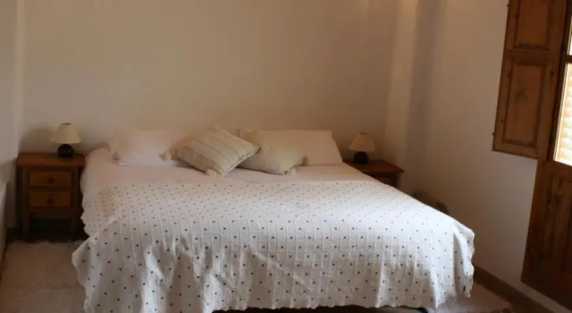 Los Arcos, Book Hotel Valor 