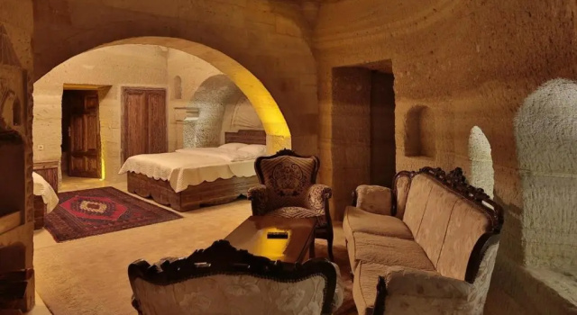 Семейный люкс Deluxe Family Cave Suite Hotel