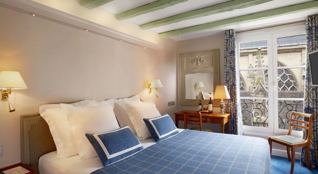 Четырёхместный номер Standard Relais Du Louvre