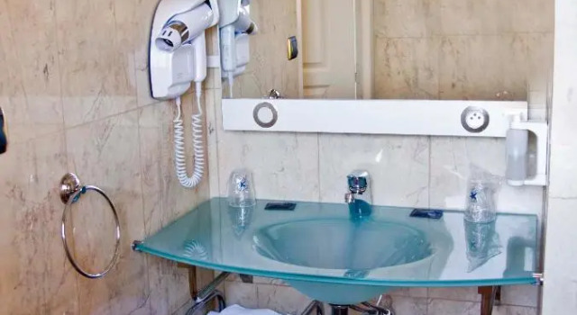 Семейный номер Standard Hotel des Consuls