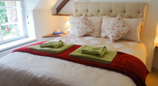 Little Thatch, Book Hotel Cerne Abbas Dorset