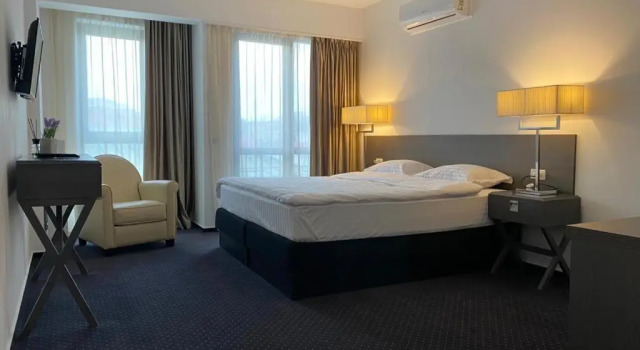 Двухместный номер Deluxe с балконом Urban 7 Residence