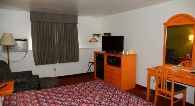 Номер Standard Budget Inn Express