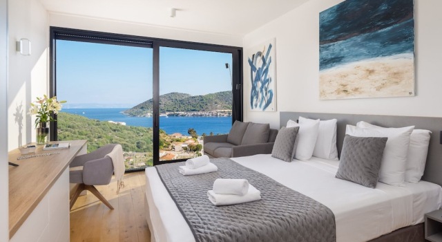 Breathtaking Villa Vis, Reserva ahora Villa Hoteles en Croatian Islands con aparcamiento, Aparcamiento