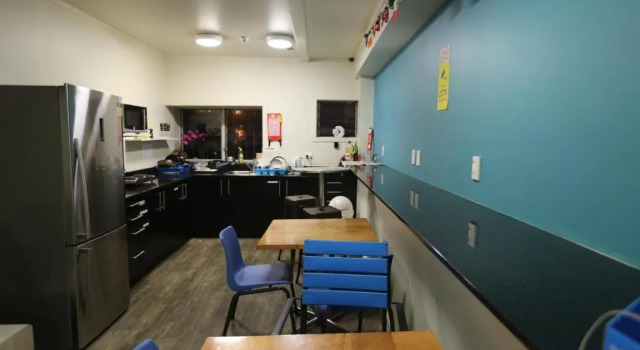 Кровать в общем номере K Road City Travellers Hostel
