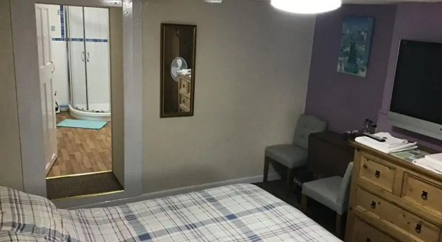 Globe Guesthouse, 预订 酒店 巴里港 喀麦登郡