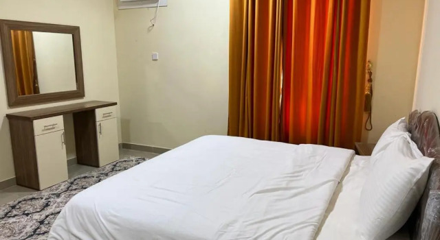 Golden Seasons Furnished Apartment 6, Rezerwuj Apartament Hotele w Salala z parkingiem, Parking