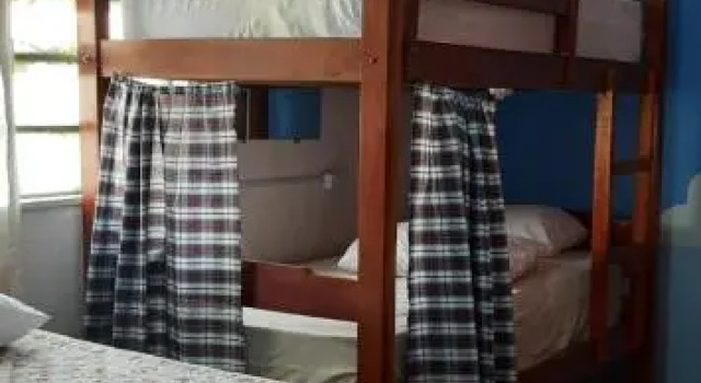 Кровать в общем номере (женский номер) Hostel e Cachaçaria da Cris