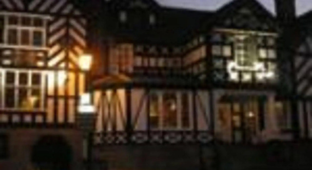 Lion & Swan Hotel, Varaa Hotelli Hotellit North Wales pysäköinnillä, Pysäköinti