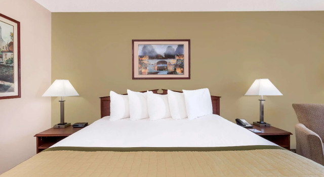 Двухместный номер Standard Baymont by Wyndham Albany at Albany Mall