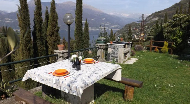 Апартаменты Varenna Castle Amazing lake view