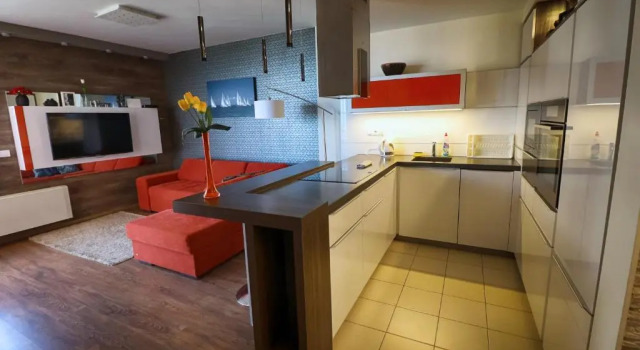 Апартаменты Deluxe Galerius Golden Beach Apartment