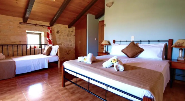 Villa Kyriakos & Villa Ierothea
