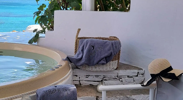 Номер Deluxe Vrahos Boutique Hotel