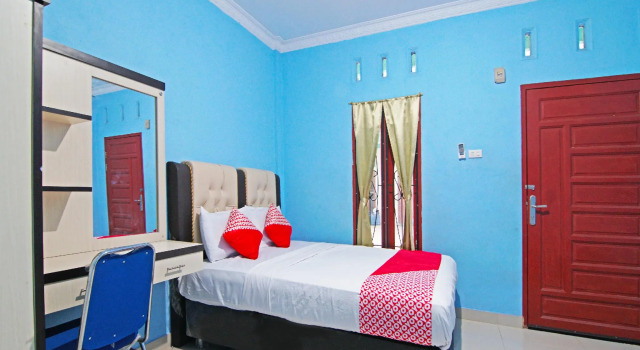 OYO 90752 Ridho Guest House Syariah, Buchen Sie Pension Dumai Sumatra