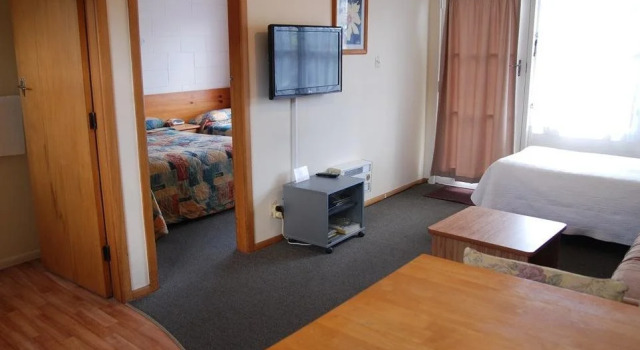Manhattan Lodge Motel, Забронировать Мотель Гамильтона Гамильтон, рядом с Hamilton High Court and District Court