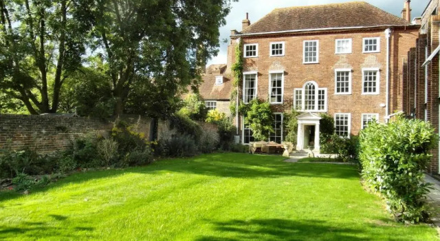 East Pallant Bed and Breakfast, Located in Large Georgian Townhouse in Central Chichester, Забронировать Отель Отели Исторического графства Суссекса с завтраком, Завтраки