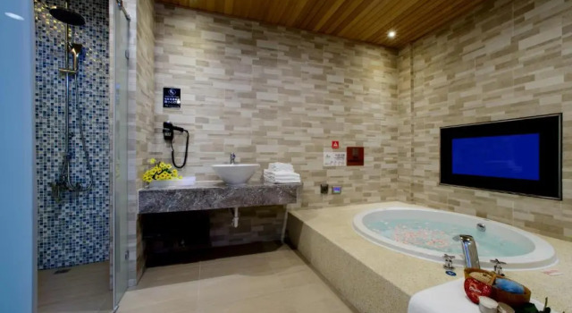 Номер Premium Chen He Motel