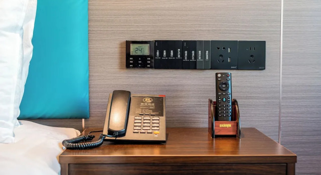 Трёхместный номер Standard с балконом Guangzhou Meigang Hotel