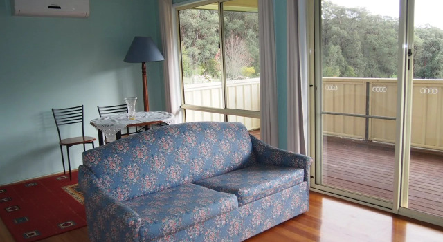 Gundalee Cottages, Rezerwuj Hotel Wandin North Wiktoria